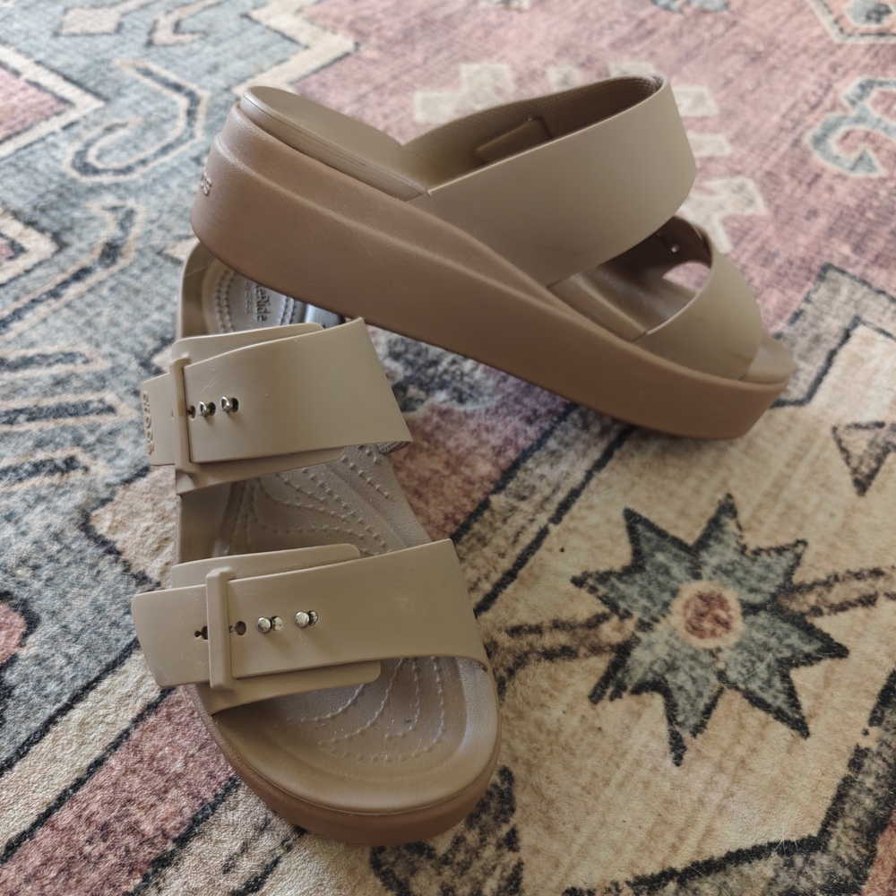 Stylish Tan Women's Sandals
